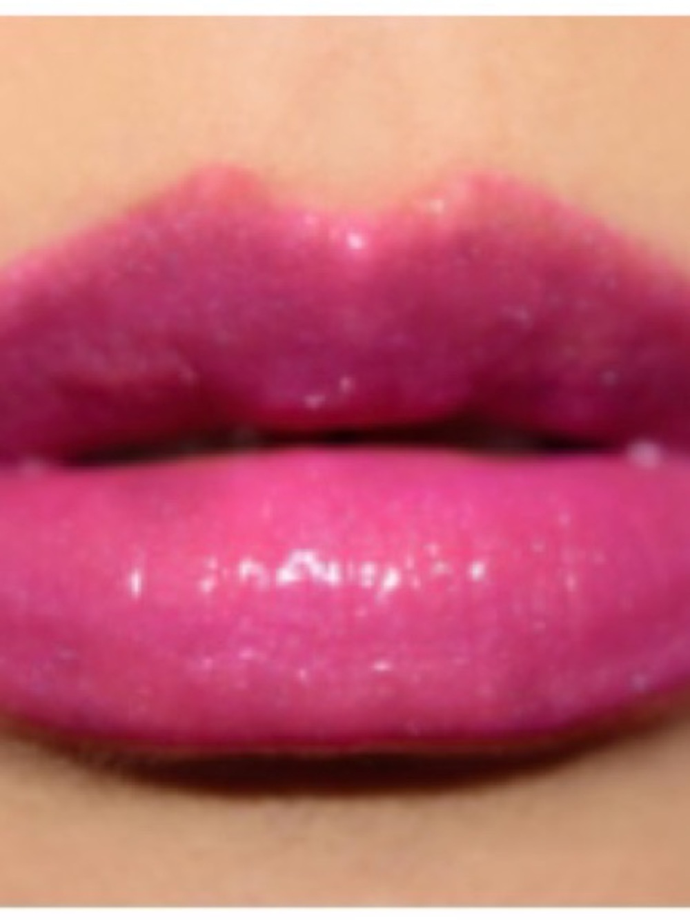 MAC LIP GLOSS & DEMI-WIPES - Picture 7 of 8